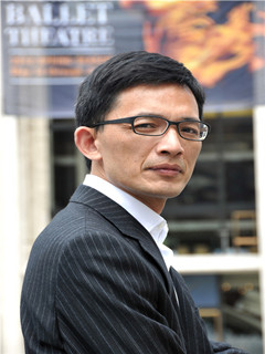 钱仁平近照国会图书馆_副本.jpg